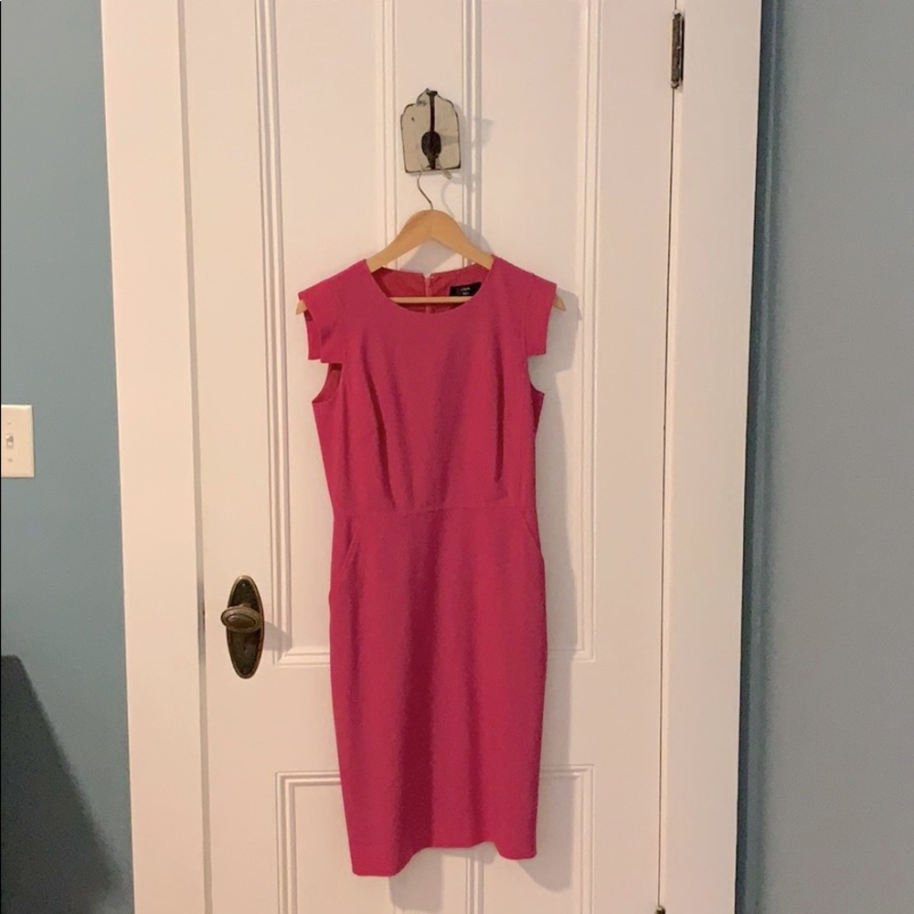 Cap-sleeve “resume” dress